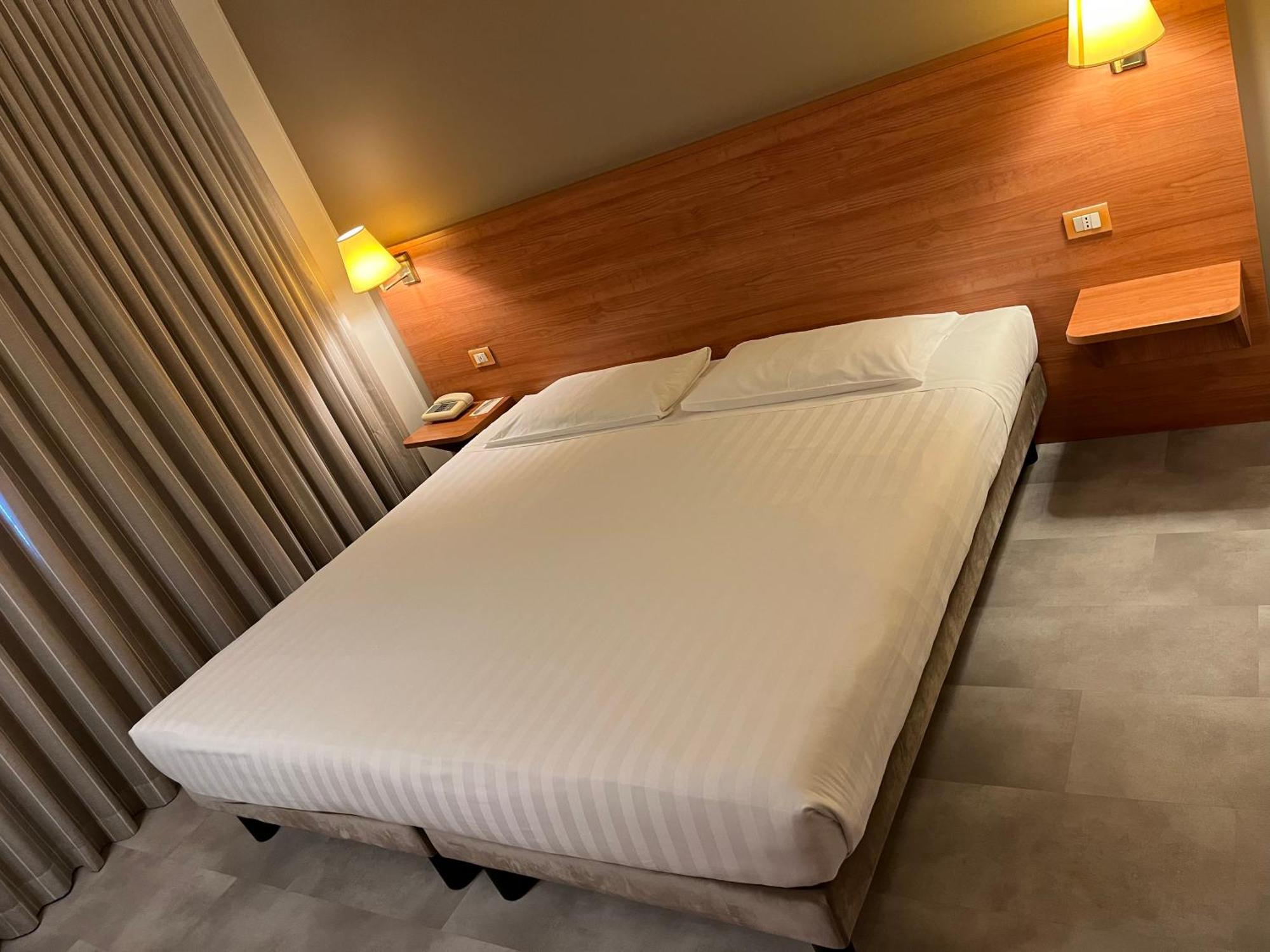 Hotel Re Lissone Extérieur photo