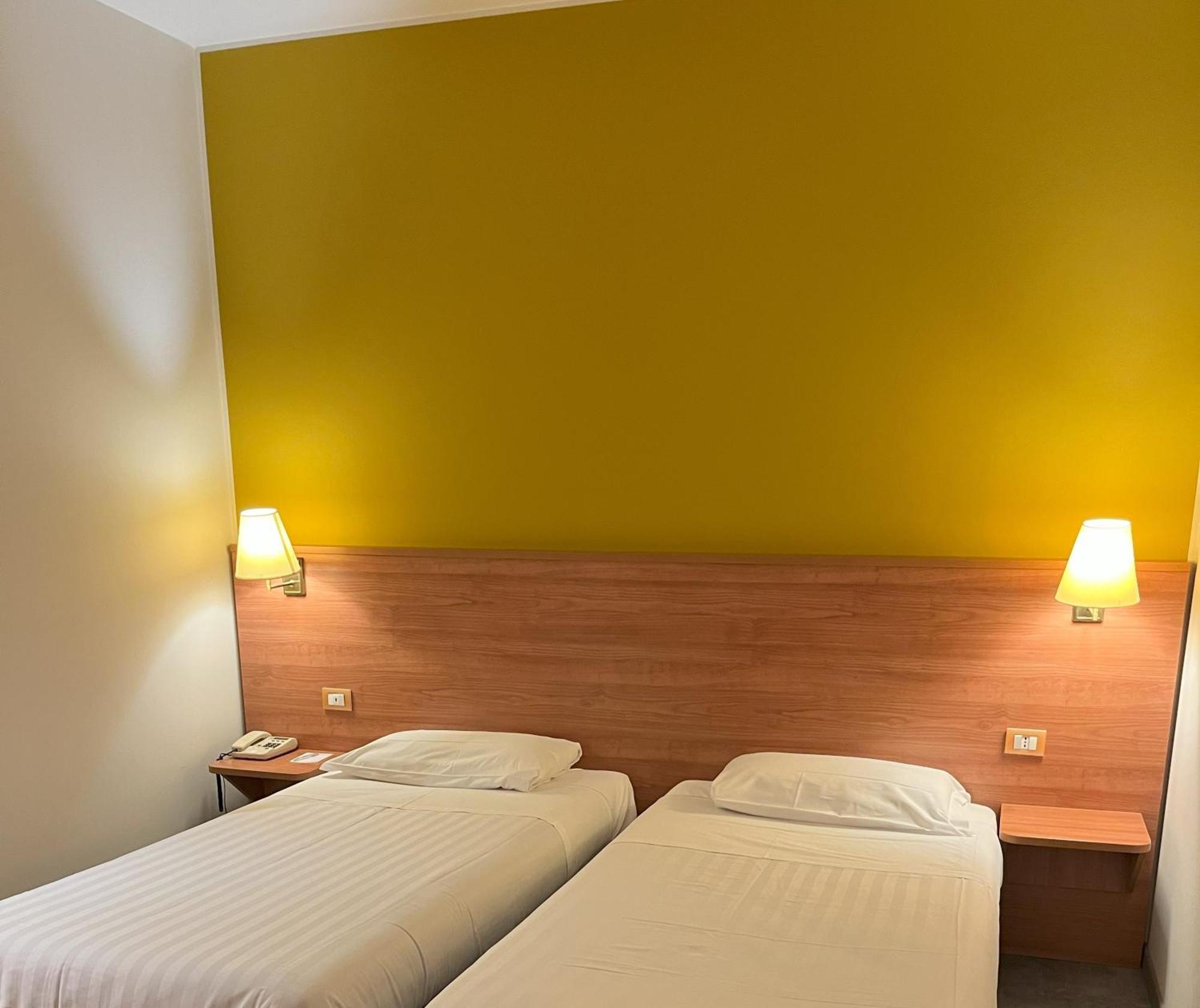 Hotel Re Lissone Extérieur photo